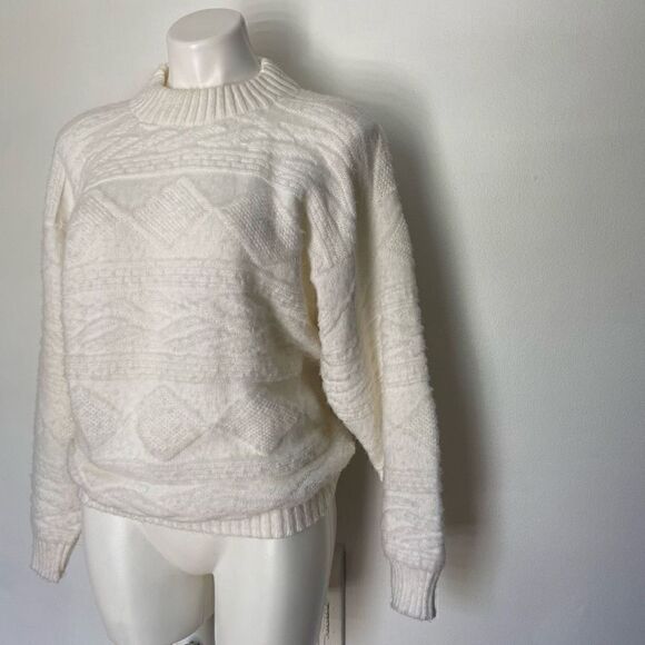 Spunky 80s 90s Vintage Knitted mock neck sweater - Picture 7 of 8